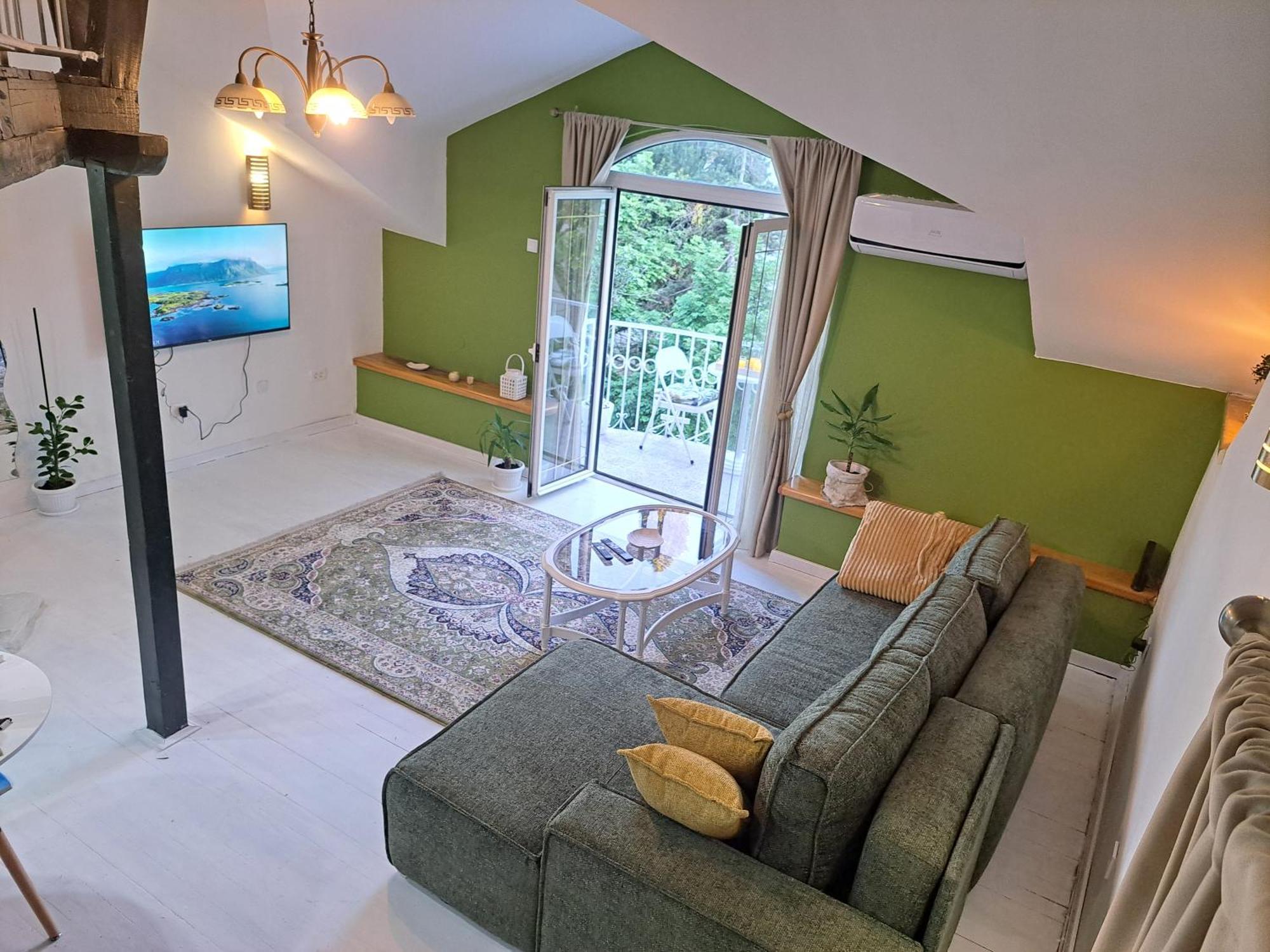 Gallery Apartment Подгориця Екстер'єр фото